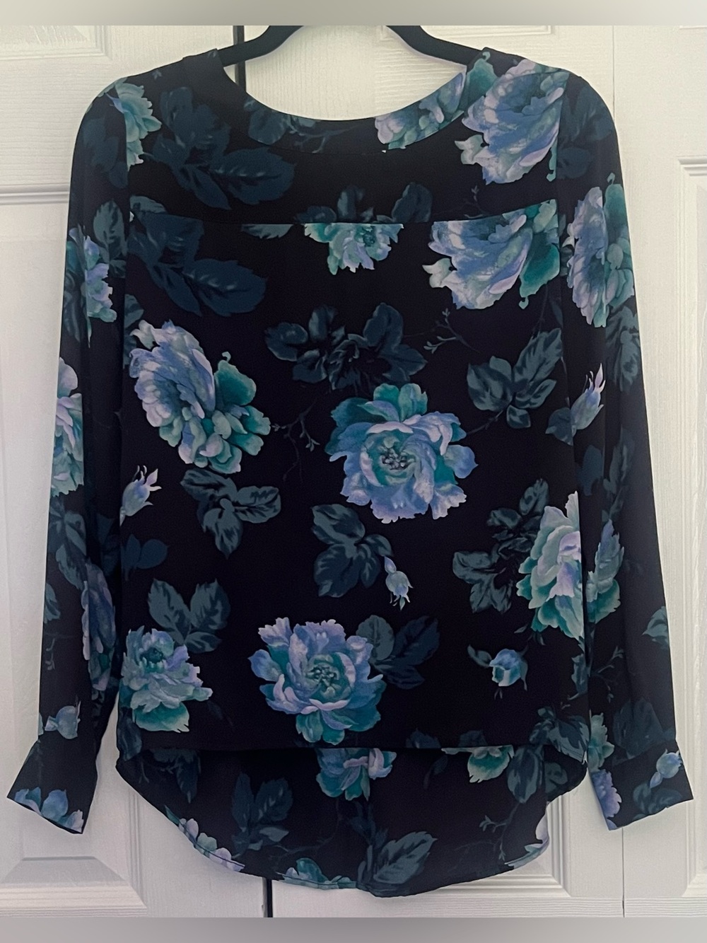 LOFT Floral Print Long Sleeved Scoop Neck Blouse